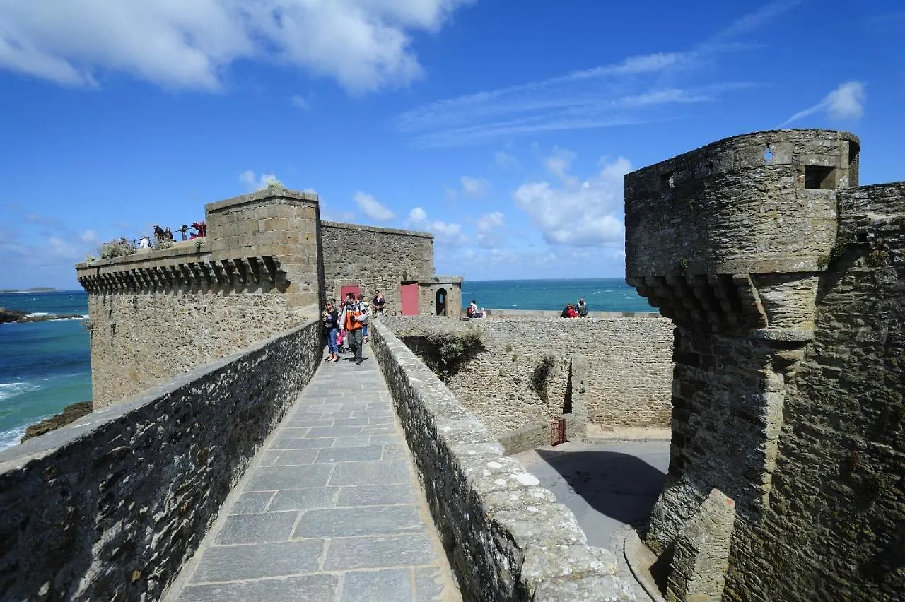Saint Malo, Malouiniere Le Pre Du Vau Garni Villa 0*, Saint-Malo France